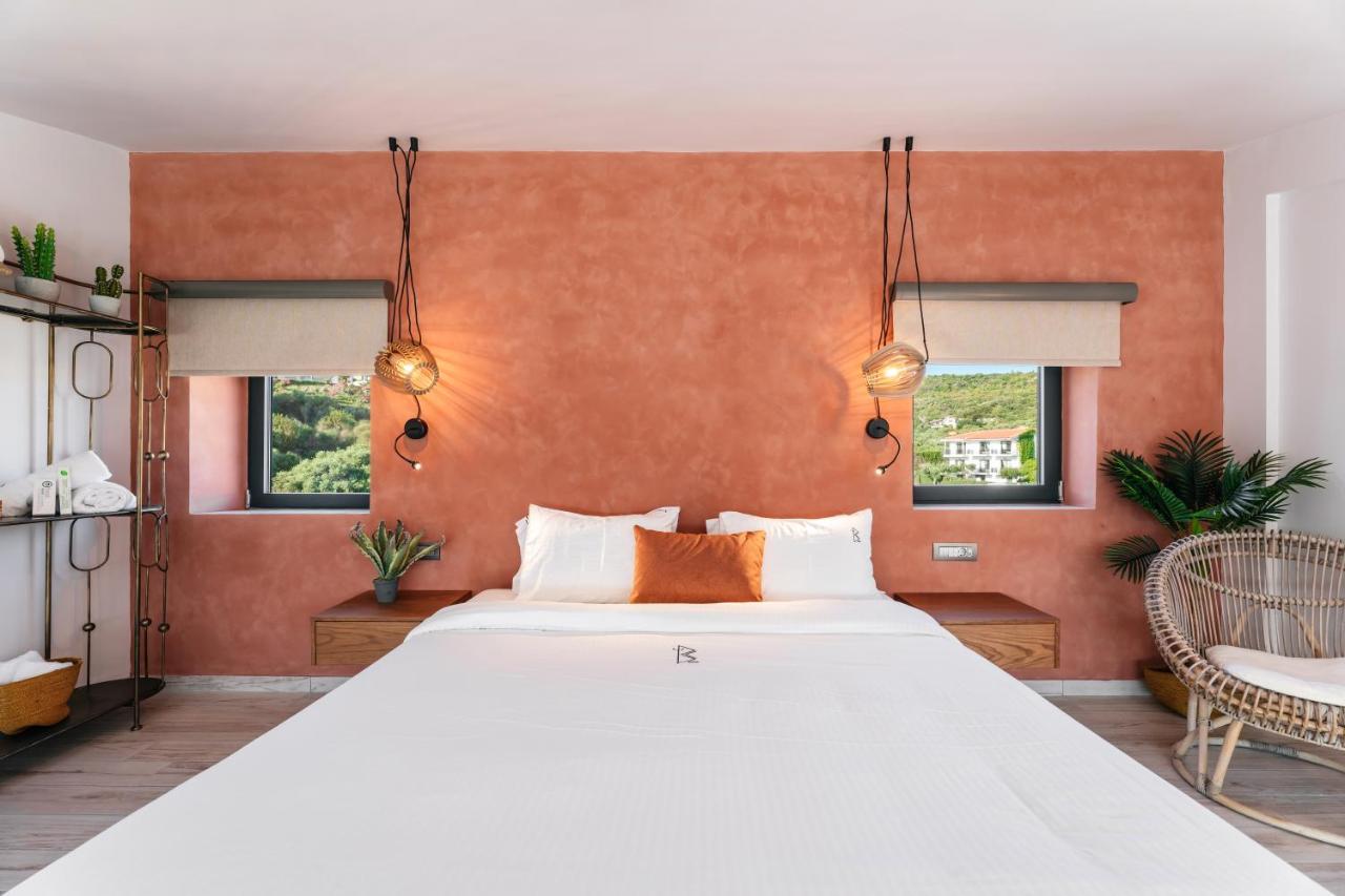 Cocooning Suites By Blue Carpet Pefkochori Exterior foto