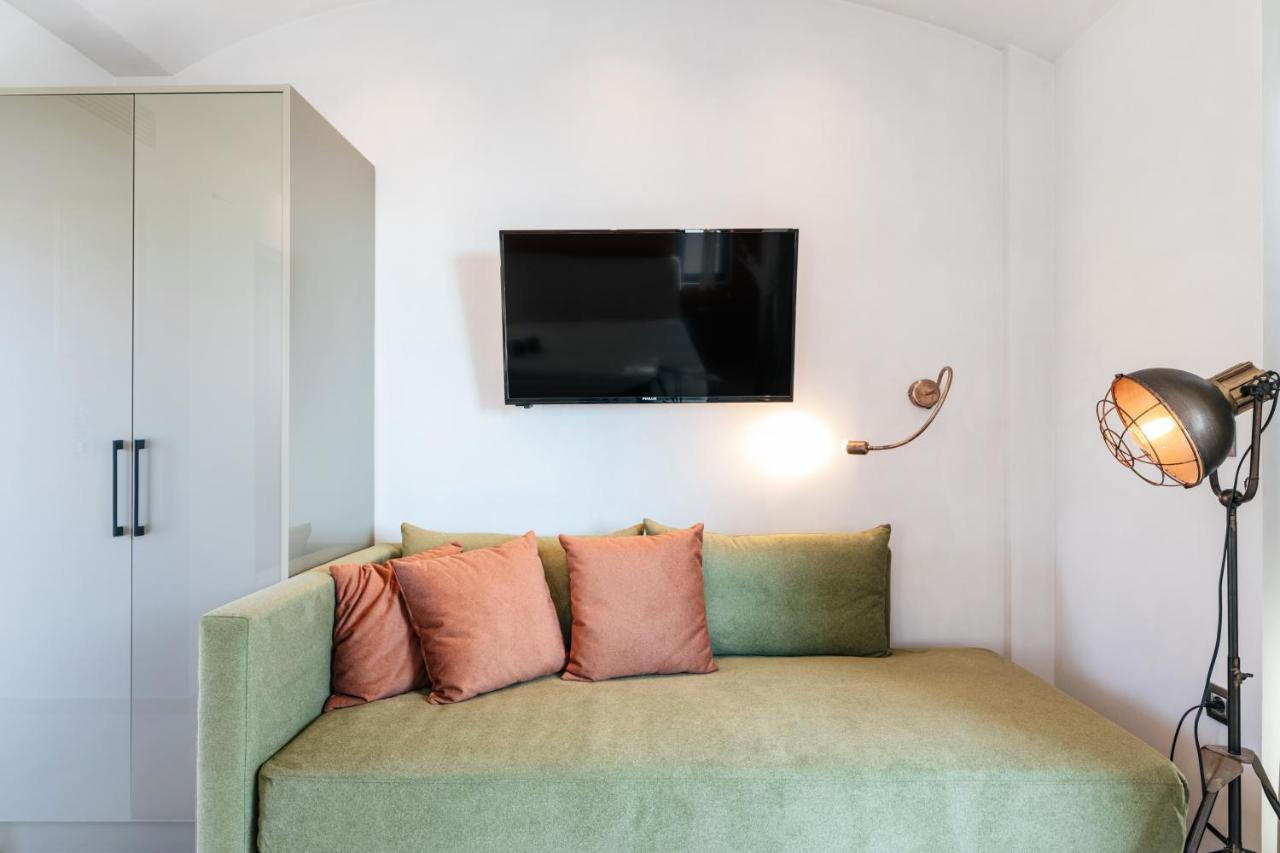 Cocooning Suites By Blue Carpet Pefkochori Exterior foto