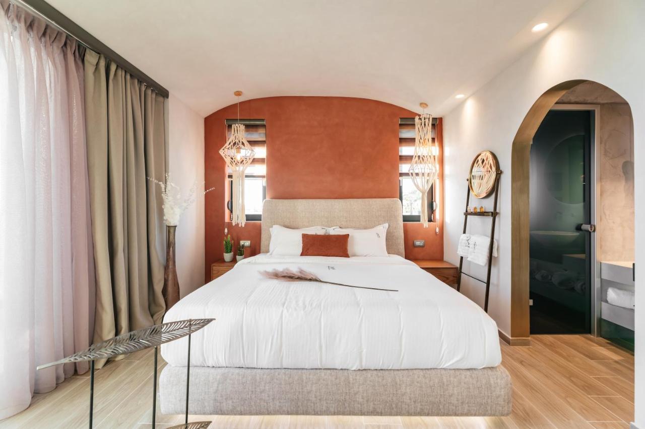 Cocooning Suites By Blue Carpet Pefkochori Exterior foto